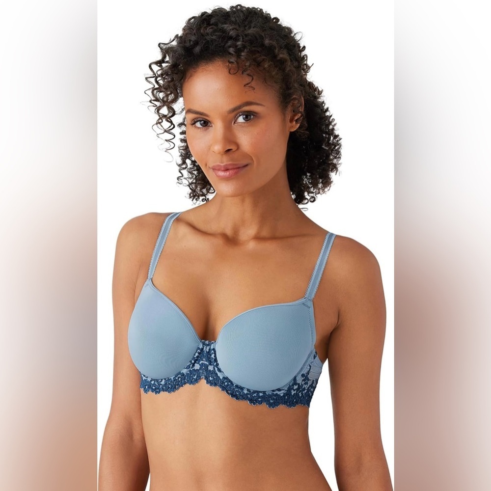 Wacoal Women's Embrace Lace Contour Bra NWT 853191